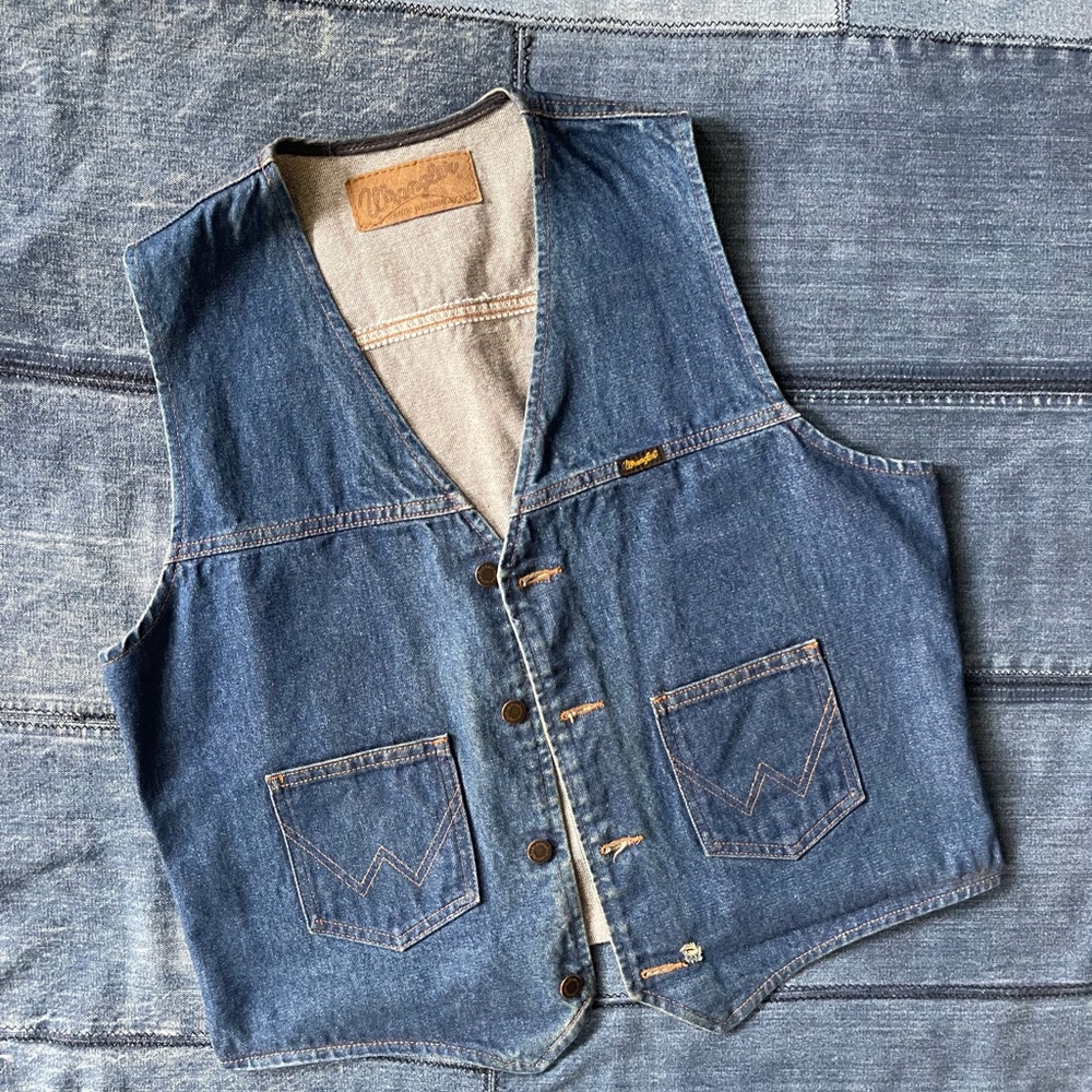 Wrangler vest